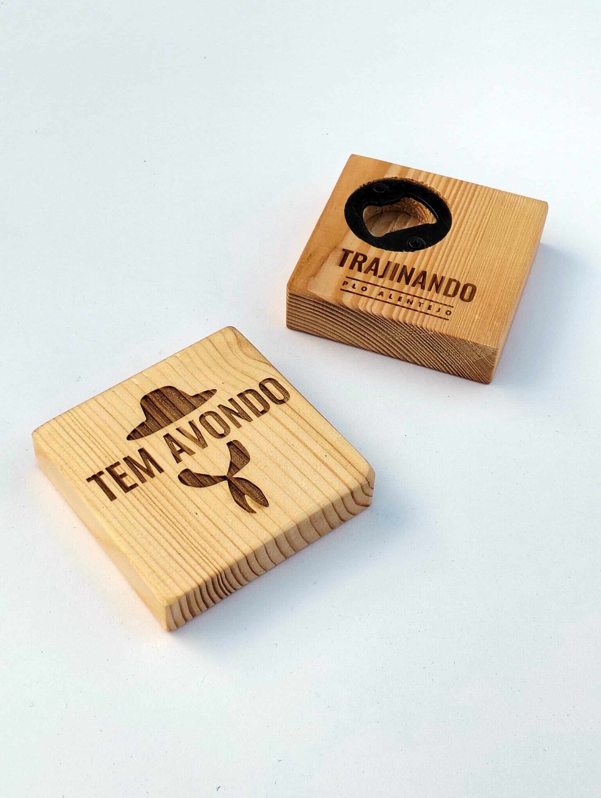 abre caricas de madeira