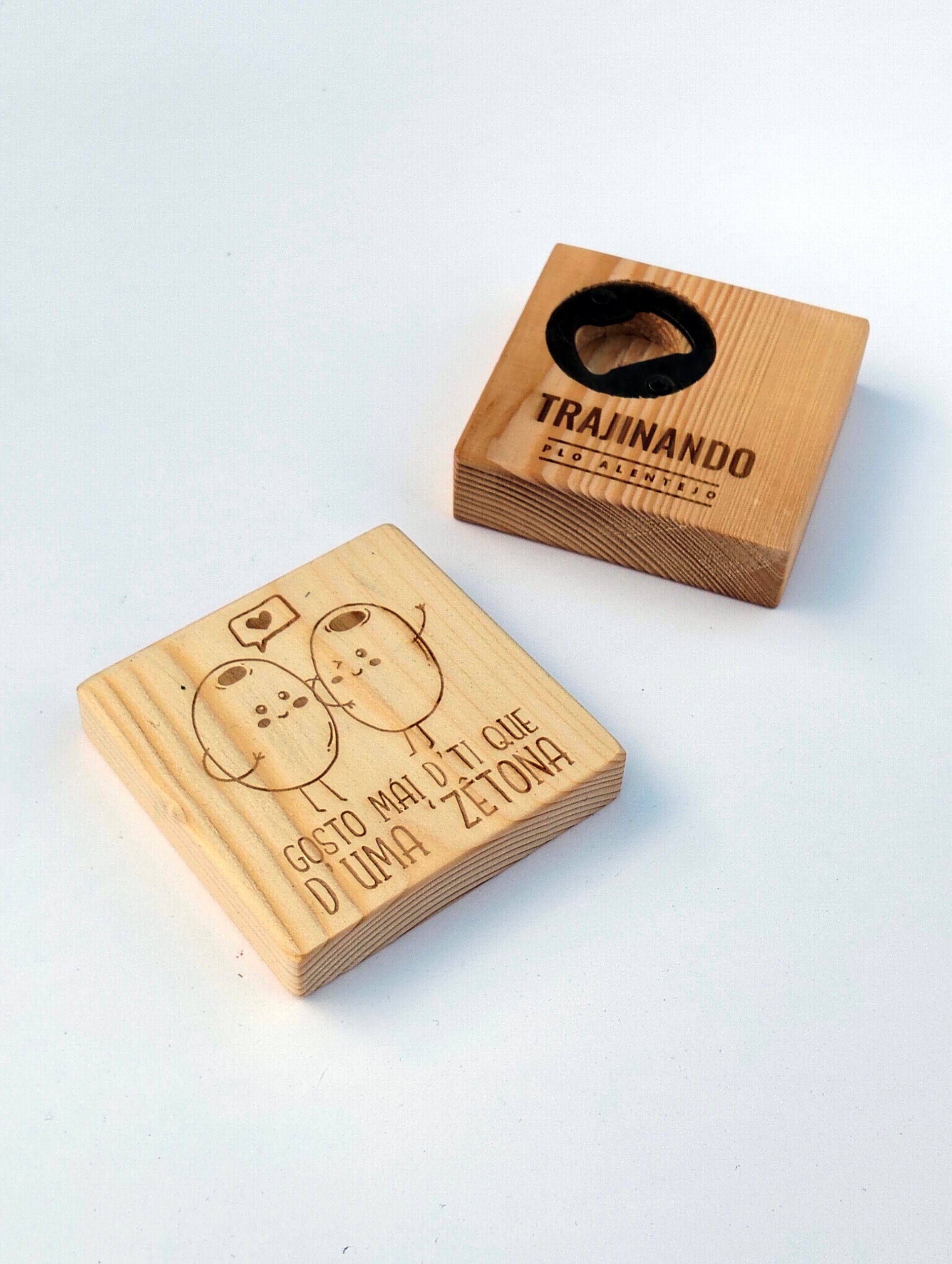 abre caricas de madeira