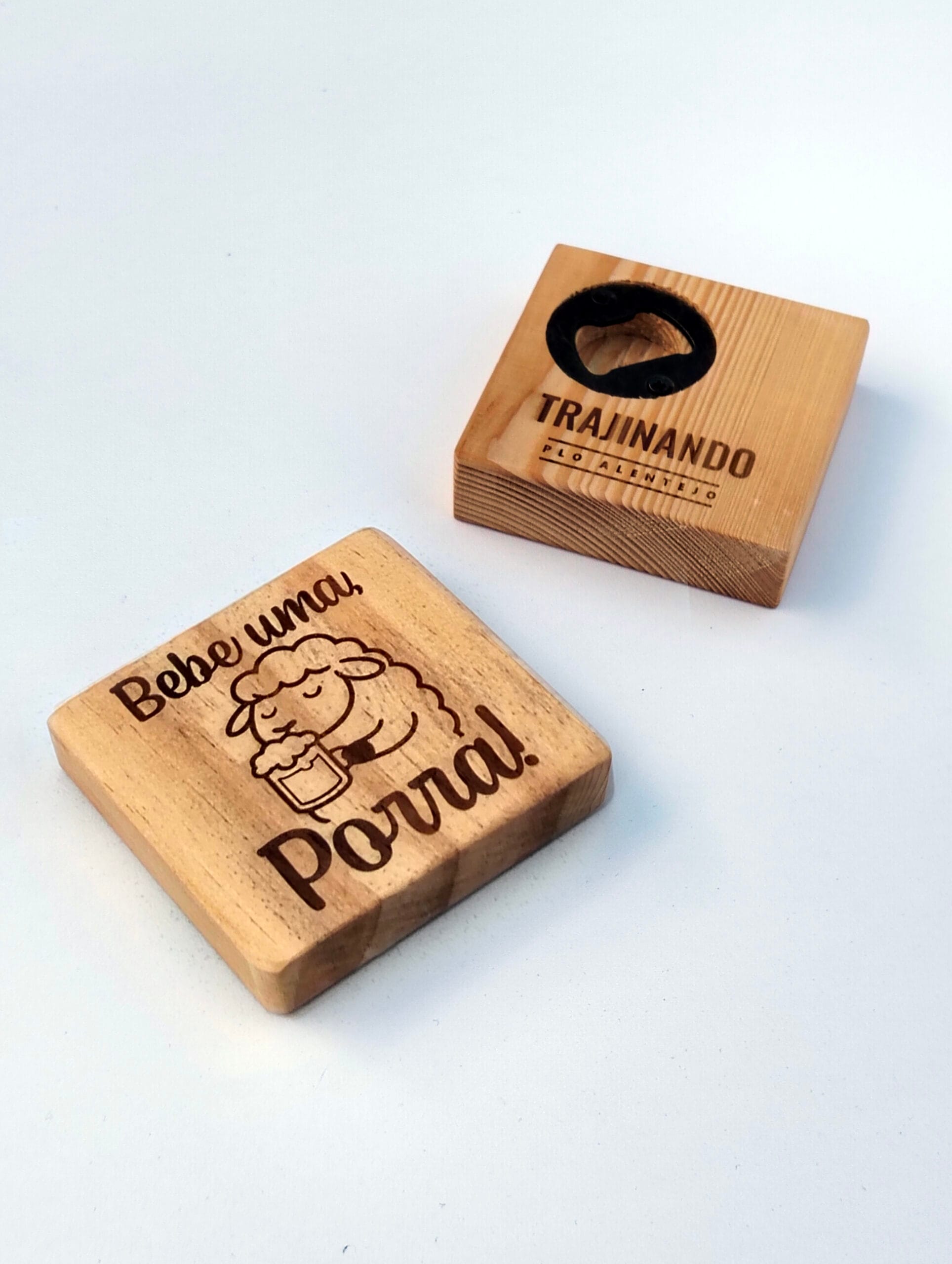 abre caricas de madeira